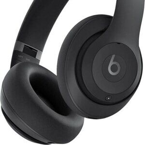 Beats Studio Pro - Wireless Noise  Headphones - USED LIKE NEW